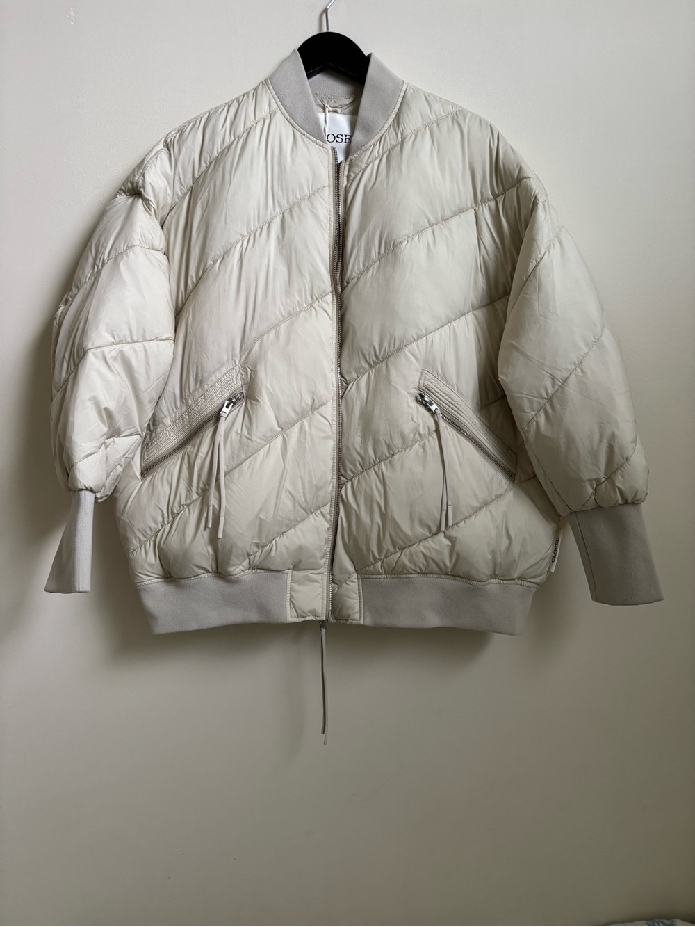Closed Off-White Quilted Puffer Jacket